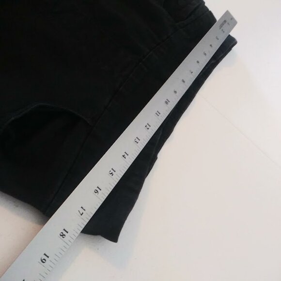 Gloria Vanderbilt Women's size 14 Amanda black pull on pants - Picture 7 of 15